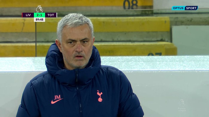 Jose Mourinho: &quot;Tôi không thể cư xử như Klopp&quot; - Ảnh 3.