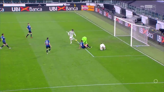 Morata giật gót vô trách nhiệm khiến Juventus mất oan bàn thắng - Ảnh 2.