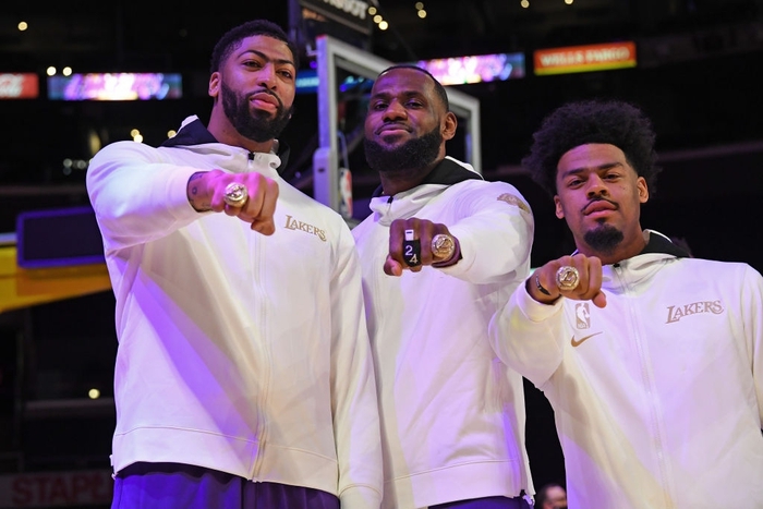Ý nghĩa bên trong chiếc nhẫn vô địch của Los Angeles Lakers: Tri ân Kobe Bryant cùng mùa giải đặc biệt nhất trong lịch sử NBA - Ảnh 1.