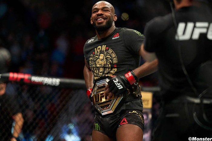 Jon Jones: Giành được đai hạng nặng, tôi chắc chắn hay nhất lịch sử - Ảnh 1.