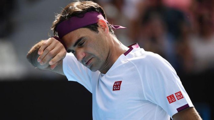 Giải Grand Slam sân đất nện lùi lịch 4 tháng vì Covid-19: Lợi hay hại dành cho Federer? - Ảnh 1.
