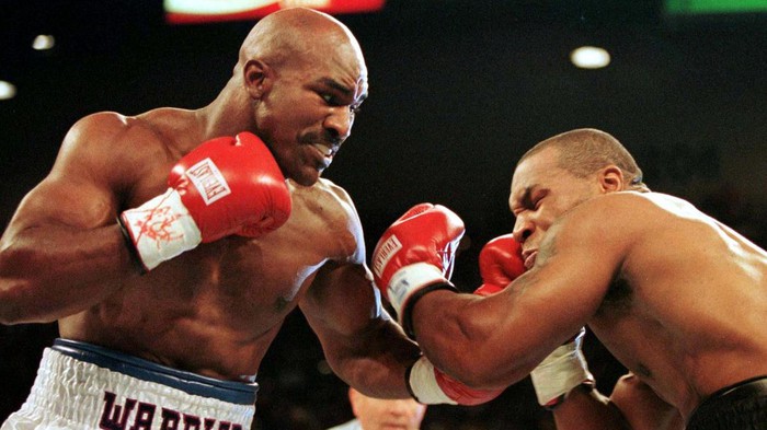 Tyson Fury: Tôi nhận được lời mời thượng đài với Mike Tyson và đã quyết định đồng ý - Ảnh 2.