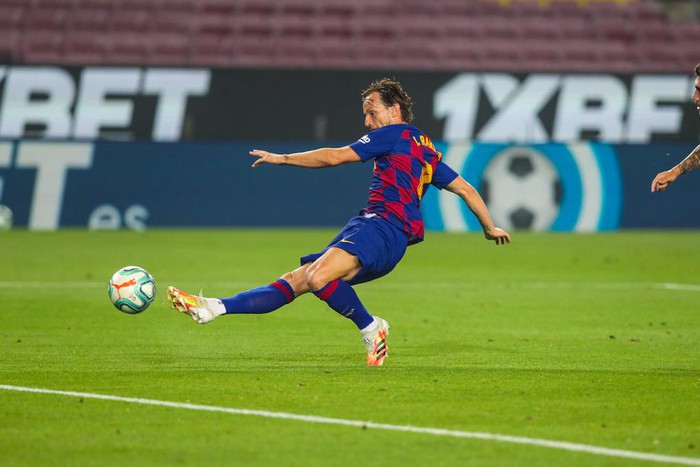 Barca thoát hiểm đầy kịch tính trong ngày sinh nhật Messi - Ảnh 3.