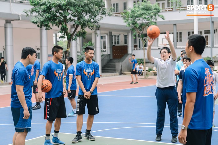Hanoi Buffaloes nâng tầm hoạt động thổi lửa bóng rổ học đường miền Bắc kể từ VBA 2020 - Ảnh 7.