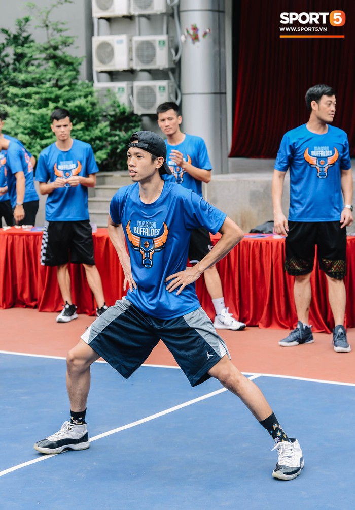 Hanoi Buffaloes nâng tầm hoạt động thổi lửa bóng rổ học đường miền Bắc kể từ VBA 2020 - Ảnh 11.