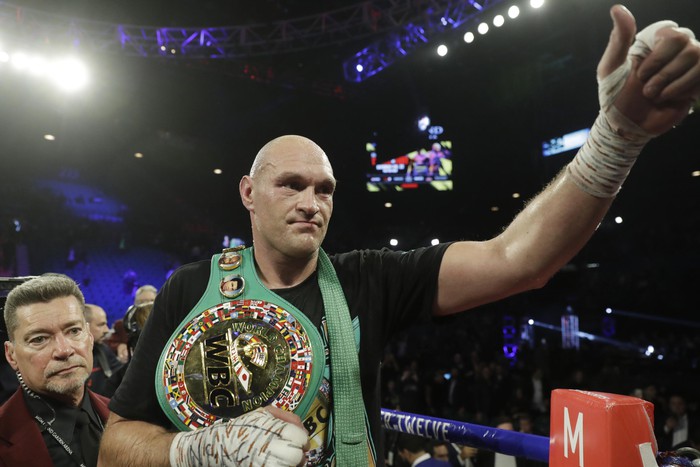 Tyson Fury tiết lộ nhận được lời đề nghị không tưởng trị giá 500 triệu USD để đấu biểu diễn cùng Mike Tyson - Ảnh 1.