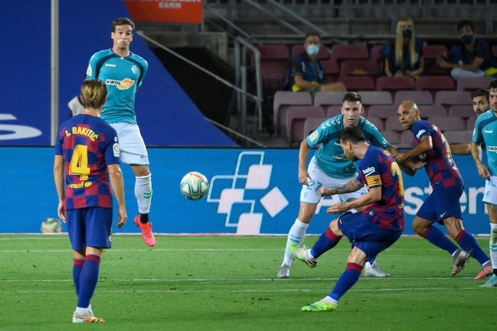 Messi và Barca ngã ngựa, Real Madrid đăng quang vô địch La Liga - Ảnh 7.