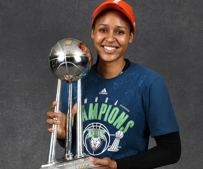 Sau hai năm đấu tranh đòi công lý, ngôi sao của WNBA hạnh phúc trong ngày người bạn thân bị kết án oan ra tù - Ảnh 3.