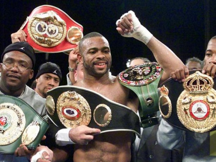 Roy Jones Jr lên tiếng cảnh báo Mike Tyson: Nếu không thể hạ được tôi sớm, ông sẽ gặp rắc rối lớn - Ảnh 1.