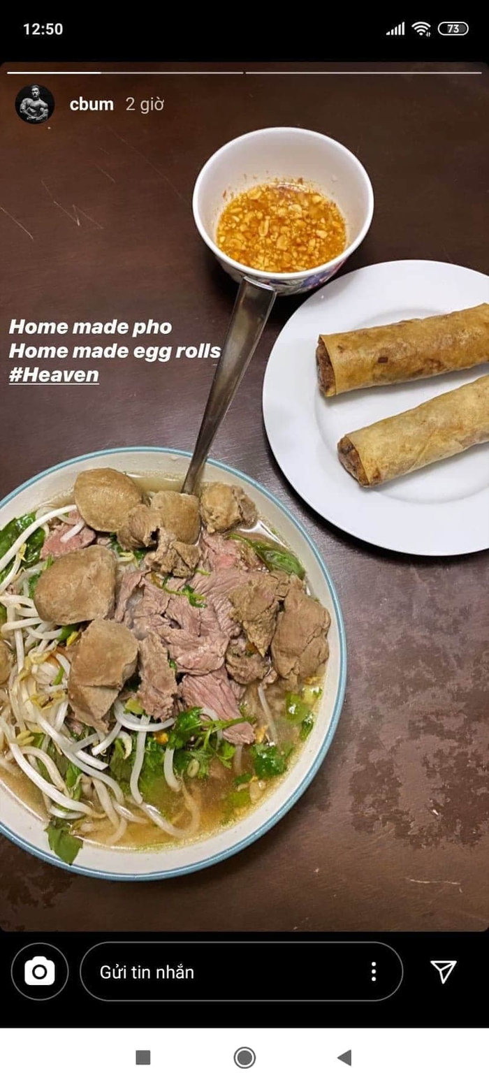Nhà vô địch thể hình thế giới mê phở Việt Nam: tự nấu ở nhà, đăng ảnh kèm hashtag &quot;thiên đường&quot; - Ảnh 1.