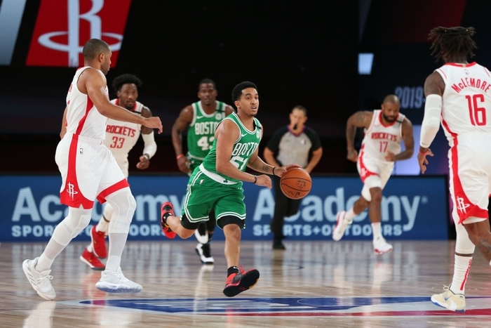 Giành chiến thắng đậm trước đội hình phụ của Boston Celtics, Houston Rockets vẫn không thể hưởng trọn niềm vui với chấn thương của trụ cột - Ảnh 2.