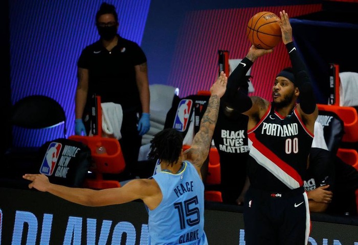 Từng bị coi là “hàng thải”, Carmelo Anthony giờ đã có cơ hội lật đổ “Nhà Vua” tại NBA Playoffs 2020 - Ảnh 1.