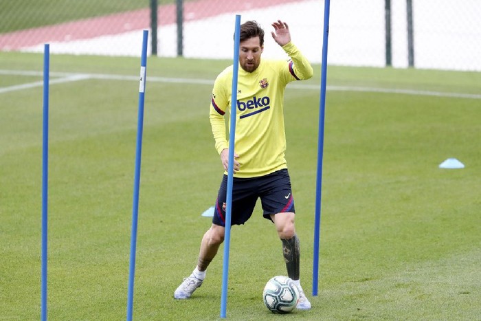 Barca vẫn chưa từ bỏ, khẳng định vẫn muốn giữ chân Lionel Messi - Ảnh 2.