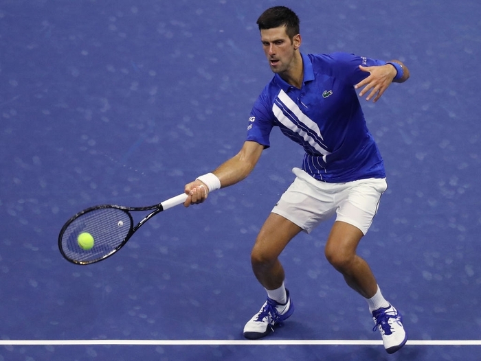 Djokovic bắt đầu hành trình chinh phục Grand Slam thứ 18:  Thắng dễ nhưng chưa hoàn hảo - Ảnh 1.