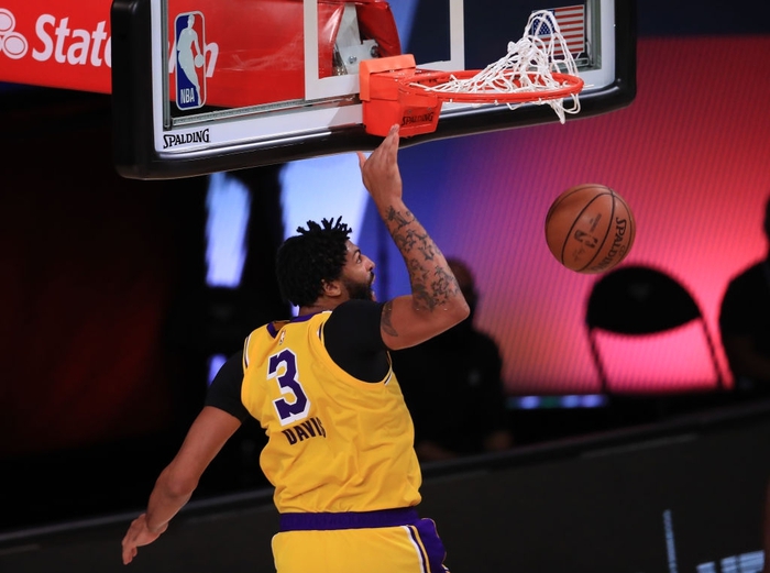 Los Angeles Lakers dễ dàng vượt qua Houston Rockets với 3 cầu thủ có double-double  - Ảnh 4.