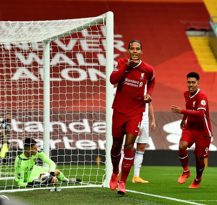 Cú sốc suýt xảy ra ngày mở màn Ngoại hạng Anh: ĐKVĐ Liverpool thắng thót tim đối thủ tân binh ở trận cầu 7 bàn thắng - Ảnh 5.