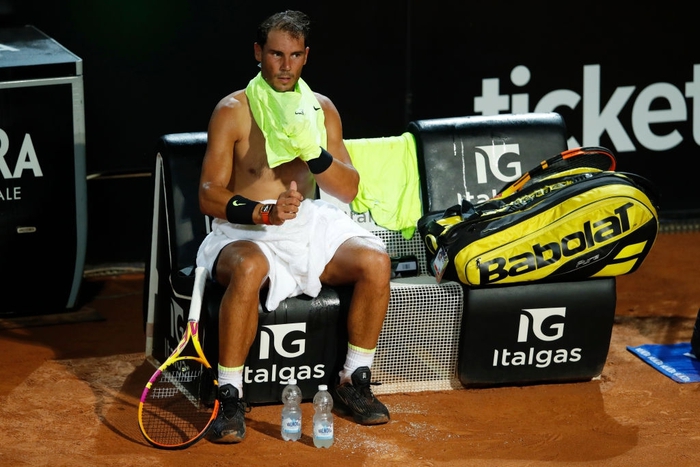 Nadal thua sốc, Djokovic thẳng tiến vào bán kết Rome Masters - Ảnh 4.