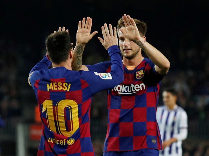 Barca cố giữ chân Messi là một sai lầm khủng khiếp - Ảnh 2.