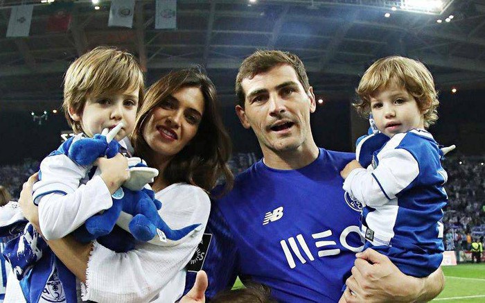 Con trai của huyền thoại Casillas có pha cứu thua xuất thần, khiến David Beckham cũng phải vào bình luận khen ngợi - Ảnh 3.