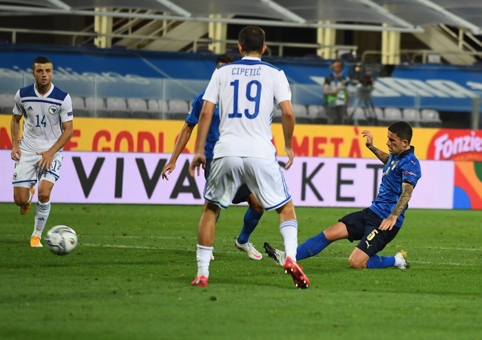 Dàn trai đẹp Italy gây thất vọng, đồng đội của Son Heung-min tỏa sáng giúp tuyển Hà Lan giành 3 điểm - Ảnh 4.