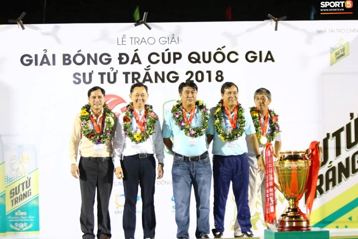 Chung kết Cúp Quốc gia 2018: Bình Dương nâng cao Cúp vô địch sau 3 năm chờ đợi - Ảnh 5.