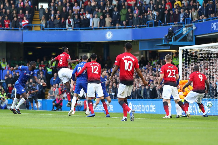 4 điều rút ra sau đại chiến Chelsea 2-2 MU: Bản lĩnh Mourinho và nỗi ám ảnh tiền đạo của Chelsea - Ảnh 3.