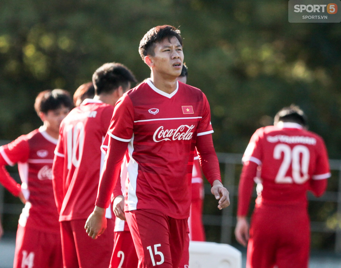 HLV Park Hang-seo lý giải về việc xin xóa thẻ đỏ cho thủ môn đối phương - Ảnh 1.