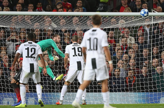 Ronaldo châm ngòi, Dybala nổ súng, Juventus đánh sập pháo đài Old Trafford của Man United - Ảnh 5.