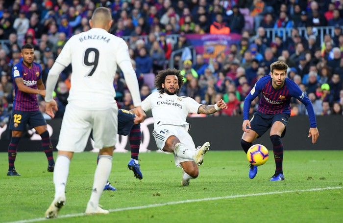 Bạn tri kỷ của Messi ghi 3 bàn, Real Madrid thảm bại nhục nhã 1-5 trước Barca ở trận Siêu kinh điển - Ảnh 12.