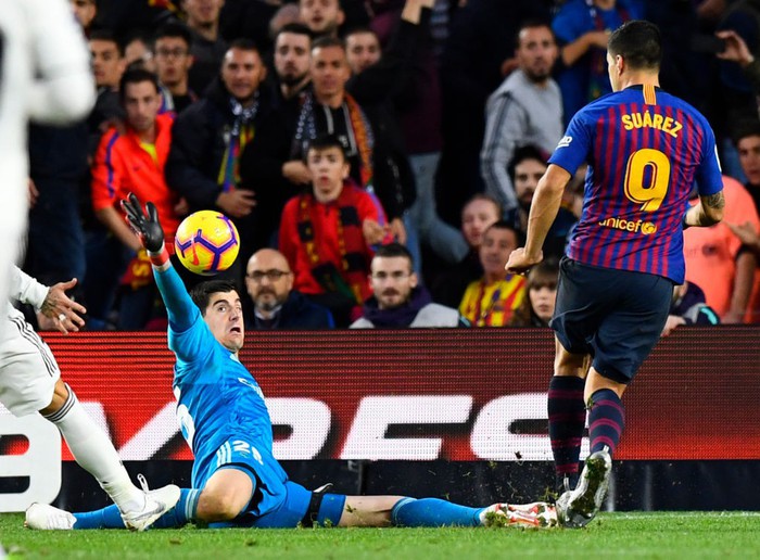 Bạn tri kỷ của Messi ghi 3 bàn, Real Madrid thảm bại nhục nhã 1-5 trước Barca ở trận Siêu kinh điển - Ảnh 16.