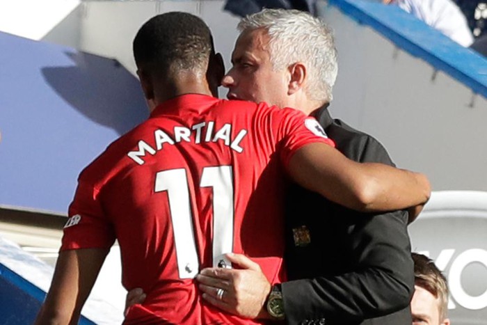 Mourinho nên dằn vặt bản thân nếu đánh mất Martial  - Ảnh 2.
