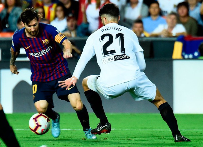 Không thắng trận thứ 4 liên tiếp, Barca đánh mất ngôi đầu La Liga - Ảnh 4.