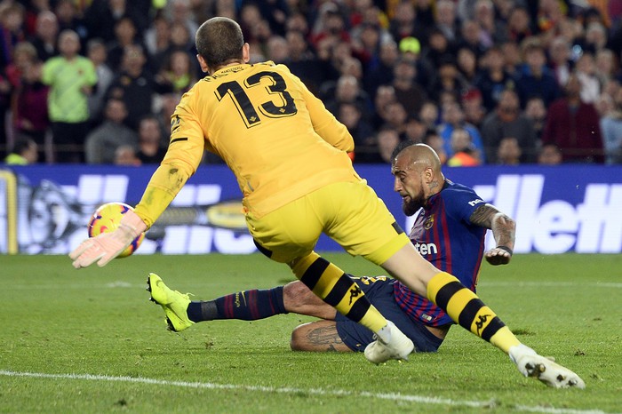 Messi trở lại và ghi bàn, Barca vẫn thua tủi hổ ngay trên sân nhà - Ảnh 6.