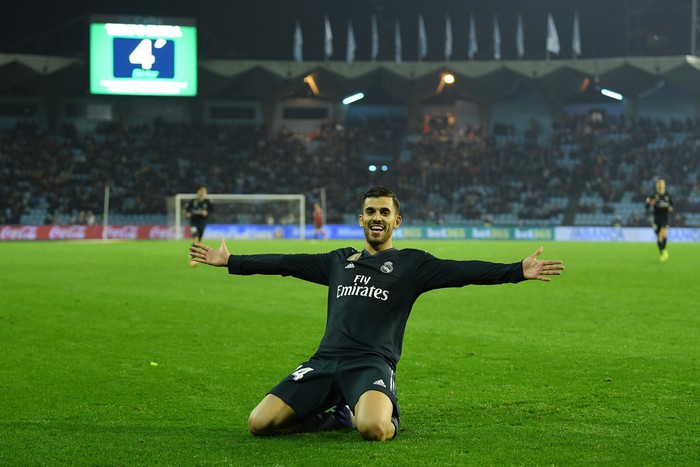 Ramos đá panelka ngẫu hứng, Real thắng tưng bừng Celta Vigo 4-2 - Ảnh 6.