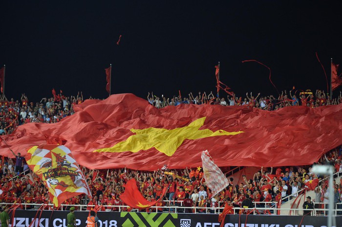 Đừng vội ăn mừng sau trận thắng Malaysia, tuyển Việt Nam sẽ phải đối diện án phạt vì những hành động thiếu kiềm chế này! - Ảnh 5.