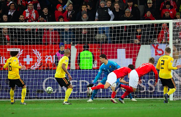 Thụy Sĩ 5-2 Bỉ: Đội bóng số 1 thế giới thua ngược không thể tin nổi - Ảnh 9.