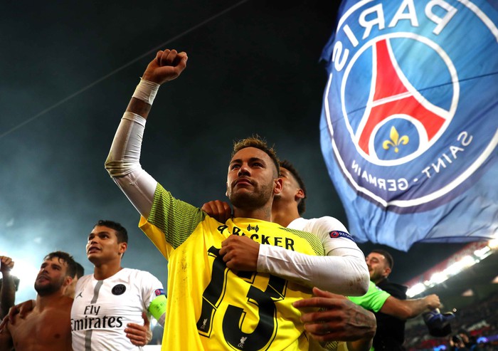 Neymar ghi bàn và lập kỷ lục, PSG đẩy Liverpool đến sát cửa tử - Ảnh 2.