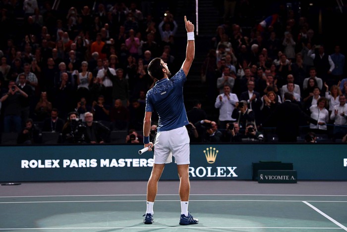 Djokovic mừng ngôi số 1 thế giới bằng chiến thắng kịch tính trước Federer - Ảnh 9.