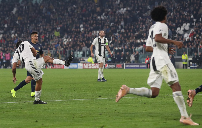 Ronaldo ghi bàn, Juventus vẫn ôm hận trước Man United vì hai bàn thua ở phút cuối - Ảnh 4.