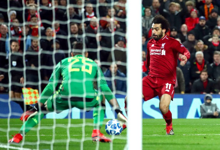 Salah tung cú lừa xâu kim đưa Liverpool lách qua khe cửa hẹp, vào vòng knock-out Champions League - Ảnh 3.