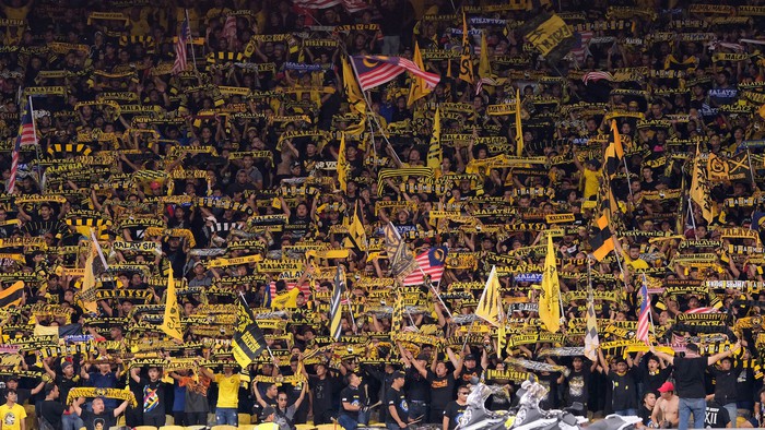 Fan Việt Nam và Fan Malaysia cuồng say nhất AFF Cup 2018 - Ảnh 10.