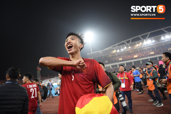 Đoàn Văn Hậu lọt top 5 sao trẻ sáng giá nhất Asian Cup 2019 - Ảnh 2.