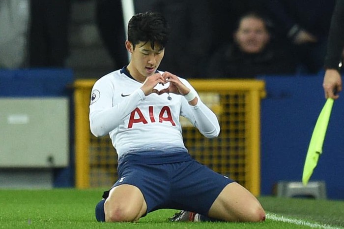 Cử chỉ đáng yêu của cầu thủ số 1 Hàn Quốc trong ngày ghi 2 bàn nhấn chìm Everton ở giải Ngoại hạng Anh - Ảnh 3.