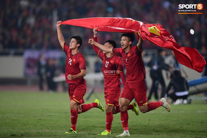 Chưa thi đấu, đội tuyển Việt Nam đã lập liên tiếp kỷ lục tại Asian Cup 2019 - Ảnh 1.