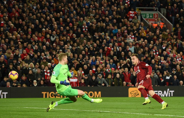Người thừa ghi bàn phút 90+4, Liverpool nhọc nhằn giành 3 điểm trong trận derby Merseyside. - Ảnh 4.