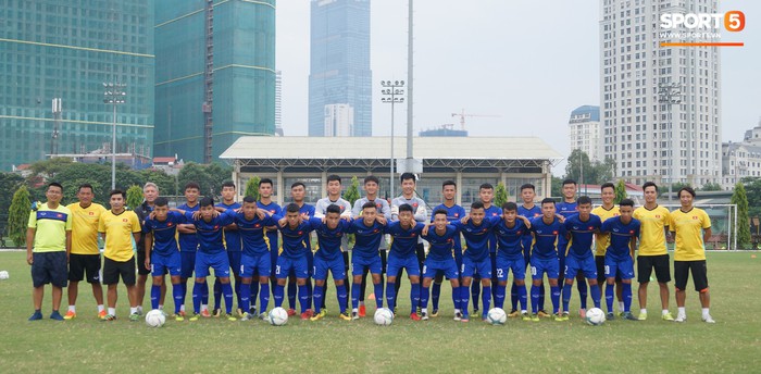Nhận tiếp viện, đội tuyển U16 Việt Nam tích cực tập luyện chuẩn bị cho VCK U16 Châu Á - Ảnh 9.