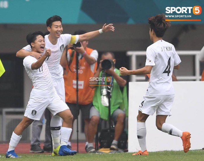 Cầu thủ hay nhất châu Á tỏa sáng trong vai trò thủ lĩnh đưa Hàn Quốc vào chung kết - Ảnh 3.