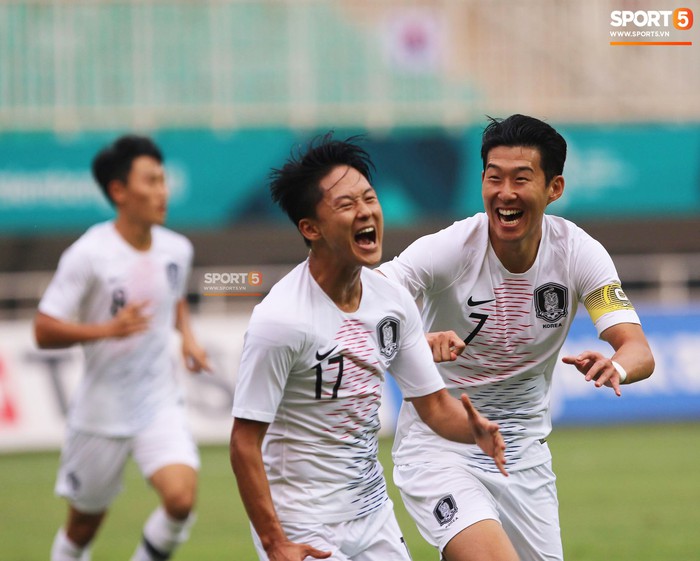 Cầu thủ hay nhất châu Á tỏa sáng trong vai trò thủ lĩnh đưa Hàn Quốc vào chung kết - Ảnh 2.