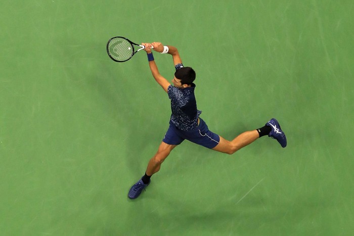 Khoảnh khắc Djokovic vô địch US Open, ôm chầm an ủi đối thủ gây xúc động - Ảnh 3.