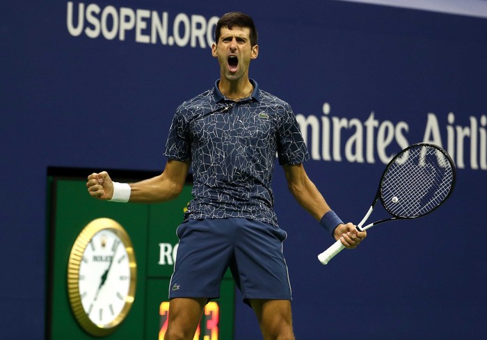 Khoảnh khắc Djokovic vô địch US Open, ôm chầm an ủi đối thủ gây xúc động - Ảnh 5.